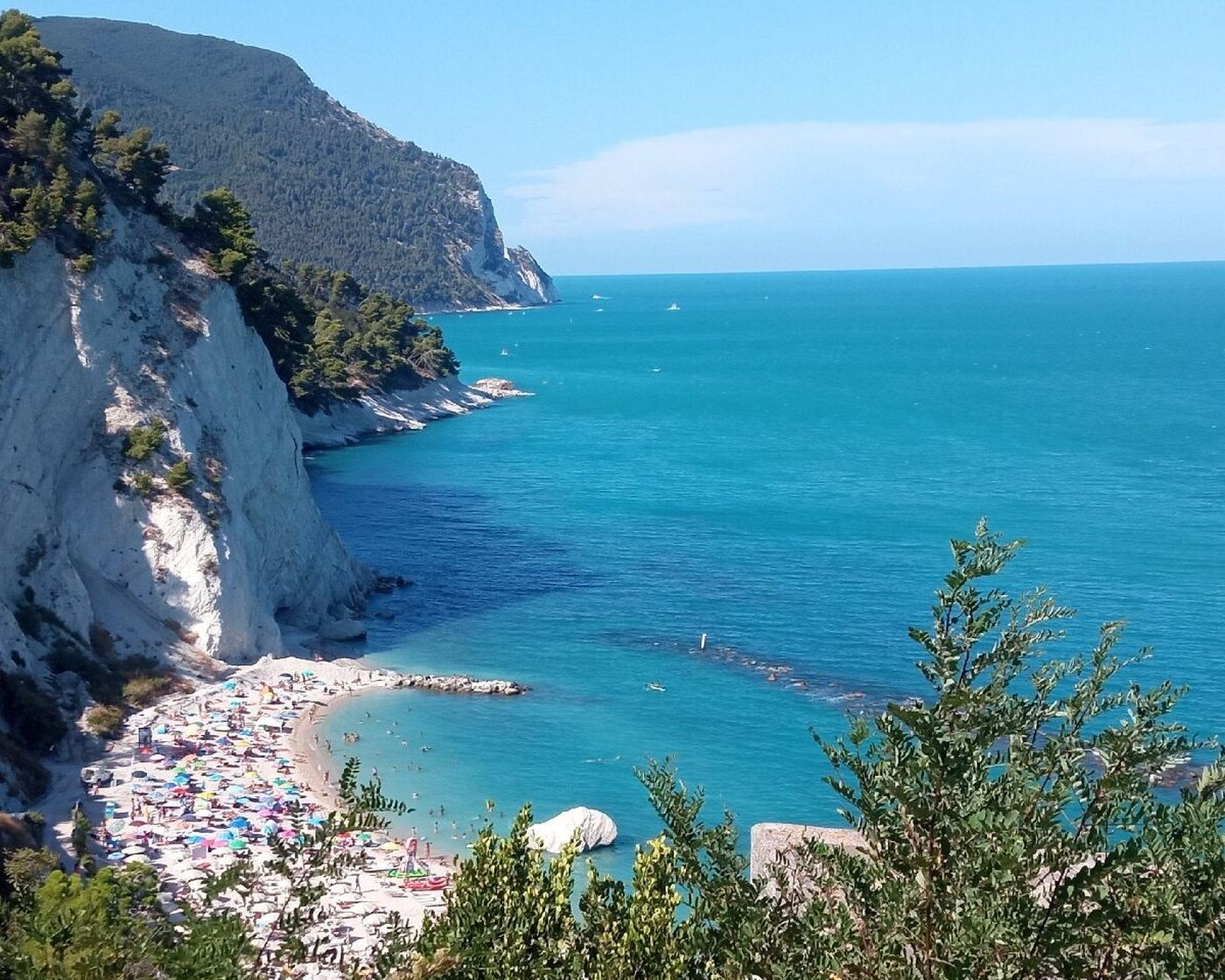 Numana Alta e la costa del Conero vista dall'alto